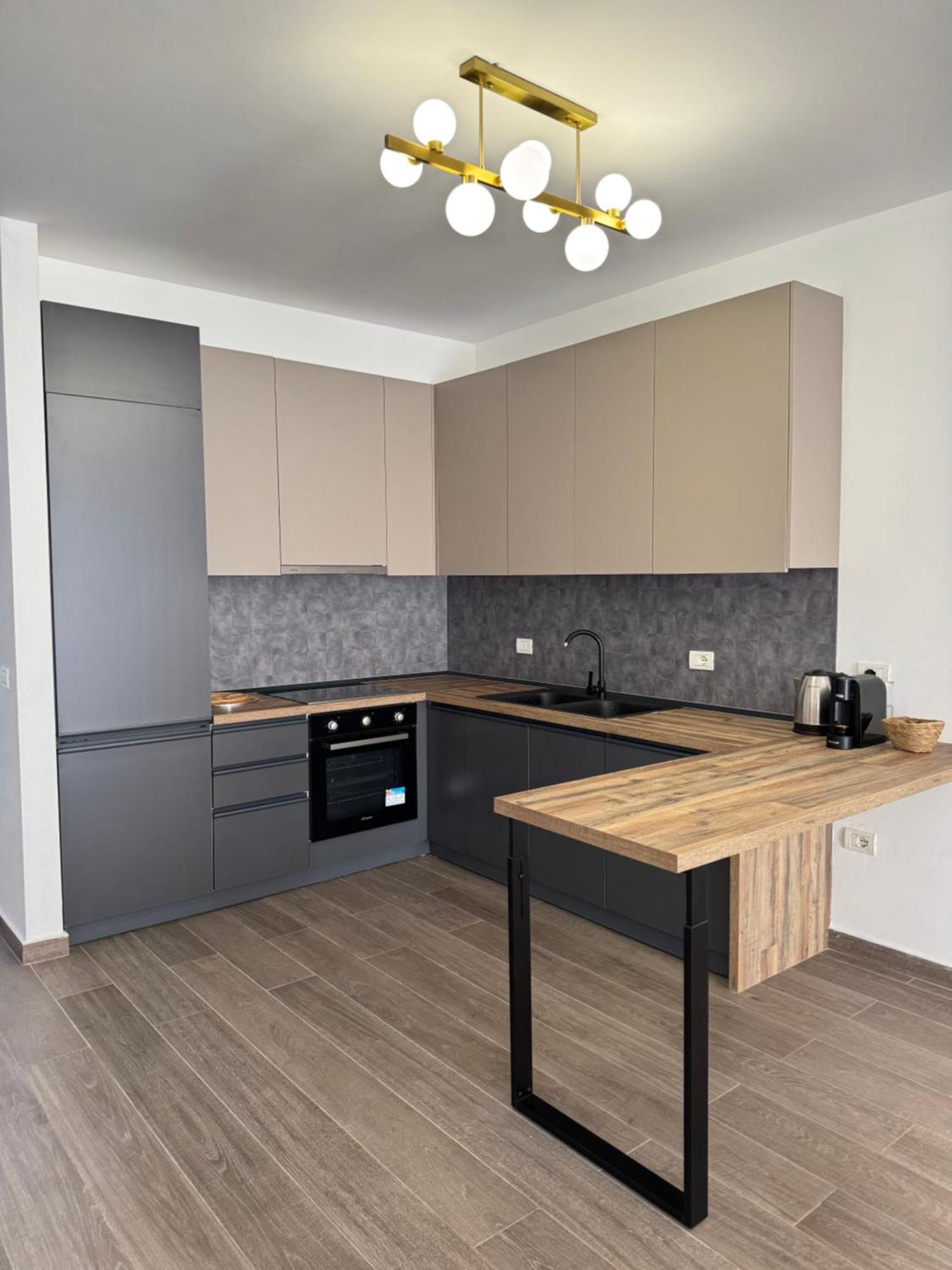 Free Parking Skanderbeg Square - Spacious Central Apartment Tiranë Luaran gambar
